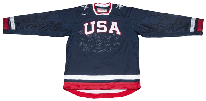 2010 USA Hockey Team Signed Jersey (Meigray)